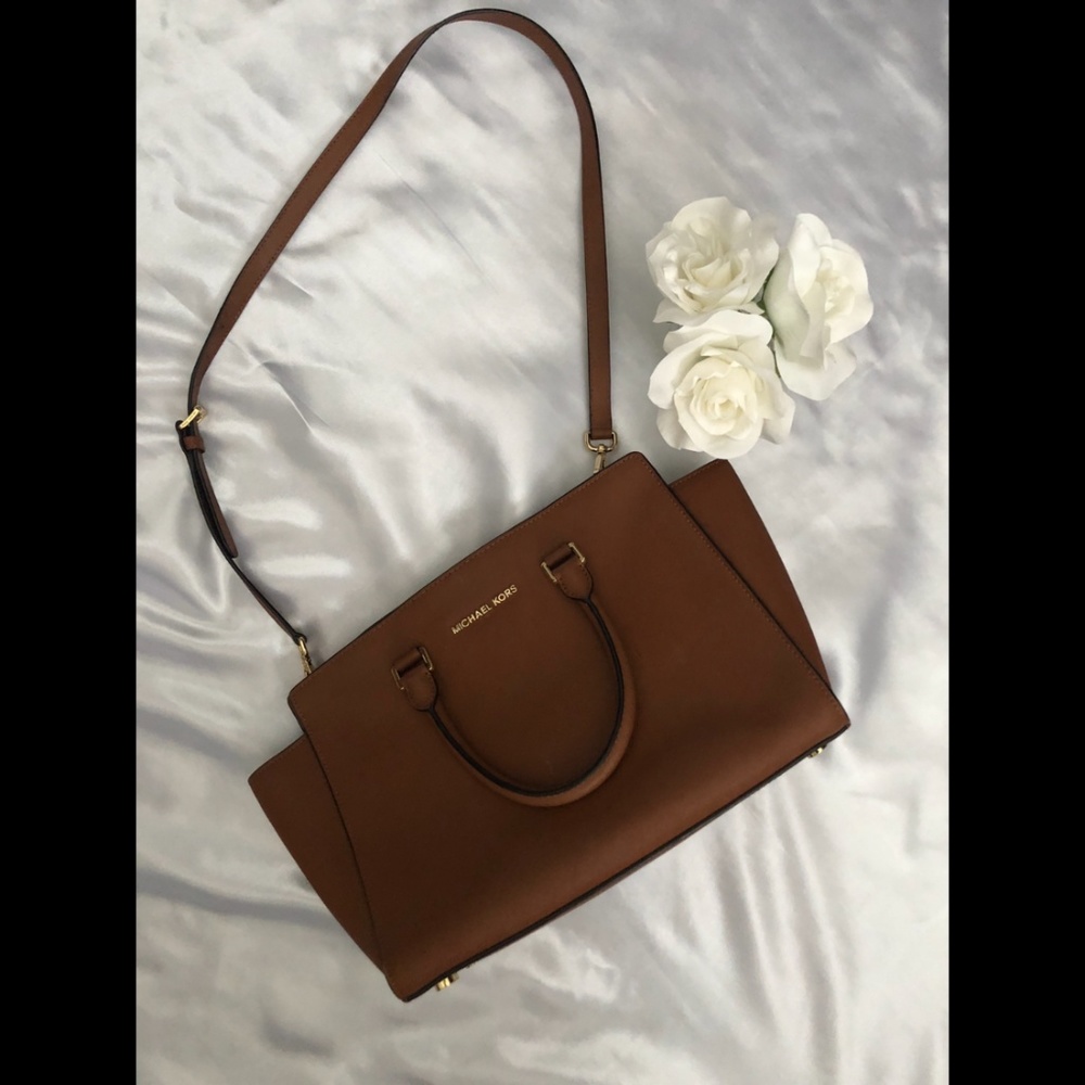 Michael Kors Tan Tote Purse | Large